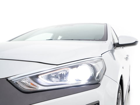 Hyundai IONIQ Comfort EV Aut. *FULL-LEATHER | FULL-LED | INFINITY-AUDIO | NAVI-FULLMAP | CAMERA | LANE-ASSIST | ADAPTIVE-CRUISE | COMFORT-SEATS | 16"ALU*
