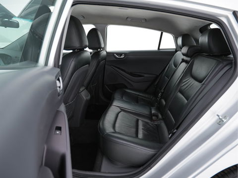 Hyundai IONIQ Comfort EV Aut. *FULL-LEATHER | FULL-LED | INFINITY-AUDIO | NAVI-FULLMAP | CAMERA | LANE-ASSIST | ADAPTIVE-CRUISE | COMFORT-SEATS | 16"ALU*