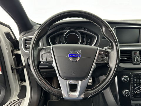 Volvo V40 2.0 D2 R-Design-Pack Business *XENON | LEATHER -ALCANTARA | NAVI-FULLMAP | ECC | PDC | SPORT-SEATS | 16"ALU*