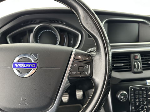 Volvo V40 2.0 D2 R-Design-Pack Business *XENON | LEATHER -ALCANTARA | NAVI-FULLMAP | ECC | PDC | SPORT-SEATS | 16"ALU*