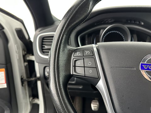 Volvo V40 2.0 D2 R-Design-Pack Business *XENON | LEATHER -ALCANTARA | NAVI-FULLMAP | ECC | PDC | SPORT-SEATS | 16"ALU*