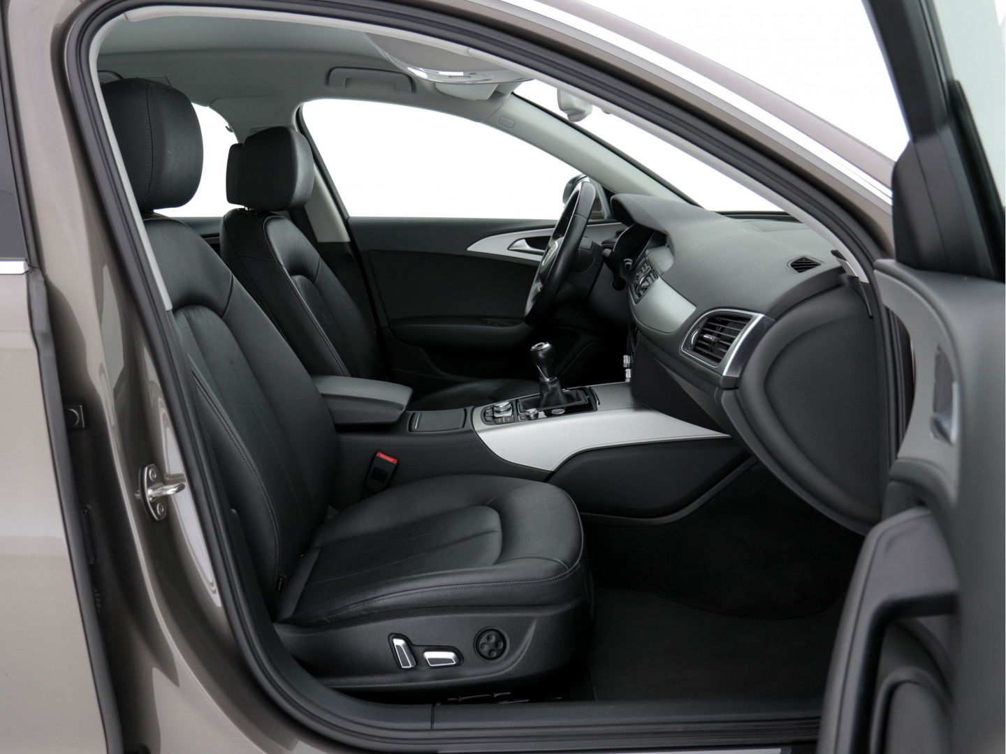Audi A6 Avant 2.0 TDI ultra Business Edition Audi-Comfort-Pack *NAVI-FULLMAP | XENON | FULL-LEATHER | CAMERA | ECC | PDC | CRUISE | MEMORY | KEYLESS*