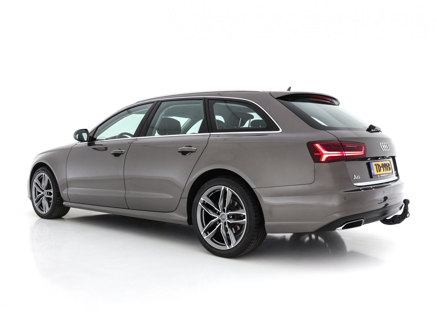 Audi A6 Avant 2.0 TDI ultra Business Edition Audi-Comfort-Pack *NAVI-FULLMAP | XENON | FULL-LEATHER | CAMERA | ECC | PDC | CRUISE | MEMORY | KEYLESS*