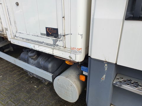 MAN TGL 8.180 AUT. 4X2 BL EEV *PAARDEN/HORSES TRAILER AUT. *PAARDEN TRAILER- PFERDETRANSPORTWAGEN - HORSES TRAILER* *lengte: 760cm l breedte:236cm l hoogte:325cm*