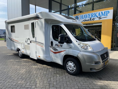 Pilote P730XLC Fiat Queensbed*1.90x1.40* *AIRCO | CAMERA | PANO | QUEENSBED | AUDIO | TV | WC | DOUCHE | LUIFEL*