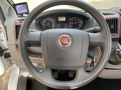 Pilote P730XLC Fiat Queensbed*1.90x1.40* *AIRCO | CAMERA | PANO | QUEENSBED | AUDIO | TV | WC | DOUCHE | LUIFEL*