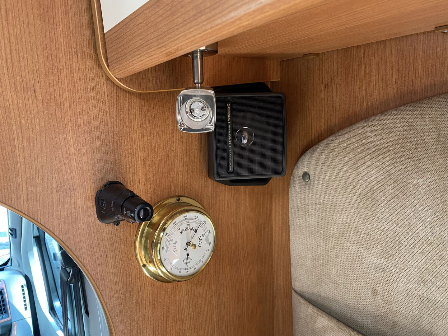 Pilote P730XLC Fiat Queensbed*1.90x1.40* *AIRCO | CAMERA | PANO | QUEENSBED | AUDIO | TV | WC | DOUCHE | LUIFEL*