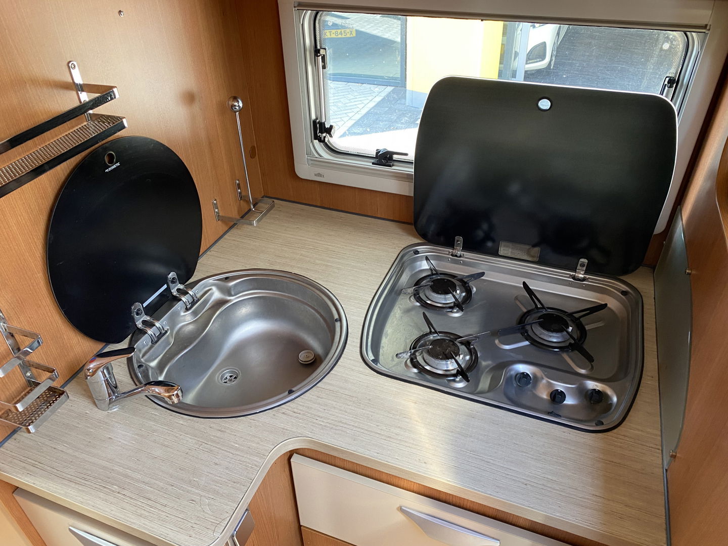 Pilote P730XLC Fiat Queensbed*1.90x1.40* *AIRCO | CAMERA | PANO | QUEENSBED | AUDIO | TV | WC | DOUCHE | LUIFEL*