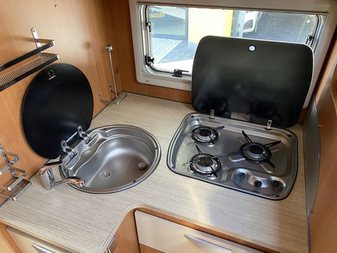 Pilote P730XLC Fiat Queensbed*1.90x1.40* *AIRCO | CAMERA | PANO | QUEENSBED | AUDIO | TV | WC | DOUCHE | LUIFEL*