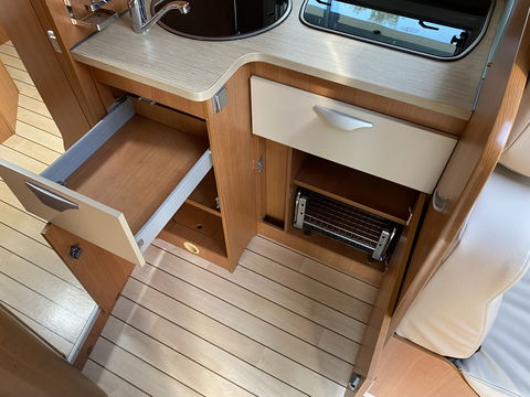 Pilote P730XLC Fiat Queensbed*1.90x1.40* *AIRCO | CAMERA | PANO | QUEENSBED | AUDIO | TV | WC | DOUCHE | LUIFEL*