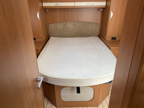 Pilote P730XLC Fiat Queensbed*1.90x1.40* *AIRCO | CAMERA | PANO | QUEENSBED | AUDIO | TV | WC | DOUCHE | LUIFEL*