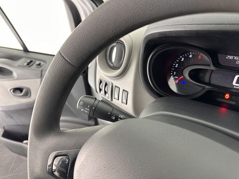 Renault Trafic 1.6 dCi T29 L1H1 Comfort-Pack 1.260 Kg-Cargo-Capacity *NAVI-FULLMAP | AIRCO | CRUISE | 3-PERS | PDC*