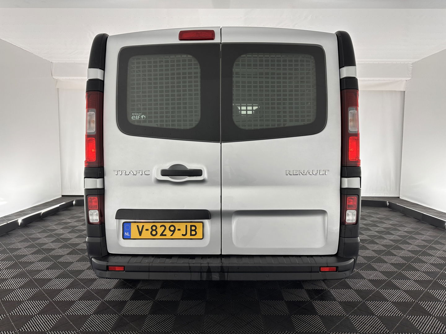 Renault Trafic 1.6 dCi T29 L1H1 Comfort-Pack 1.260 Kg-Cargo-Capacity *NAVI-FULLMAP | AIRCO | CRUISE | 3-PERS | PDC*