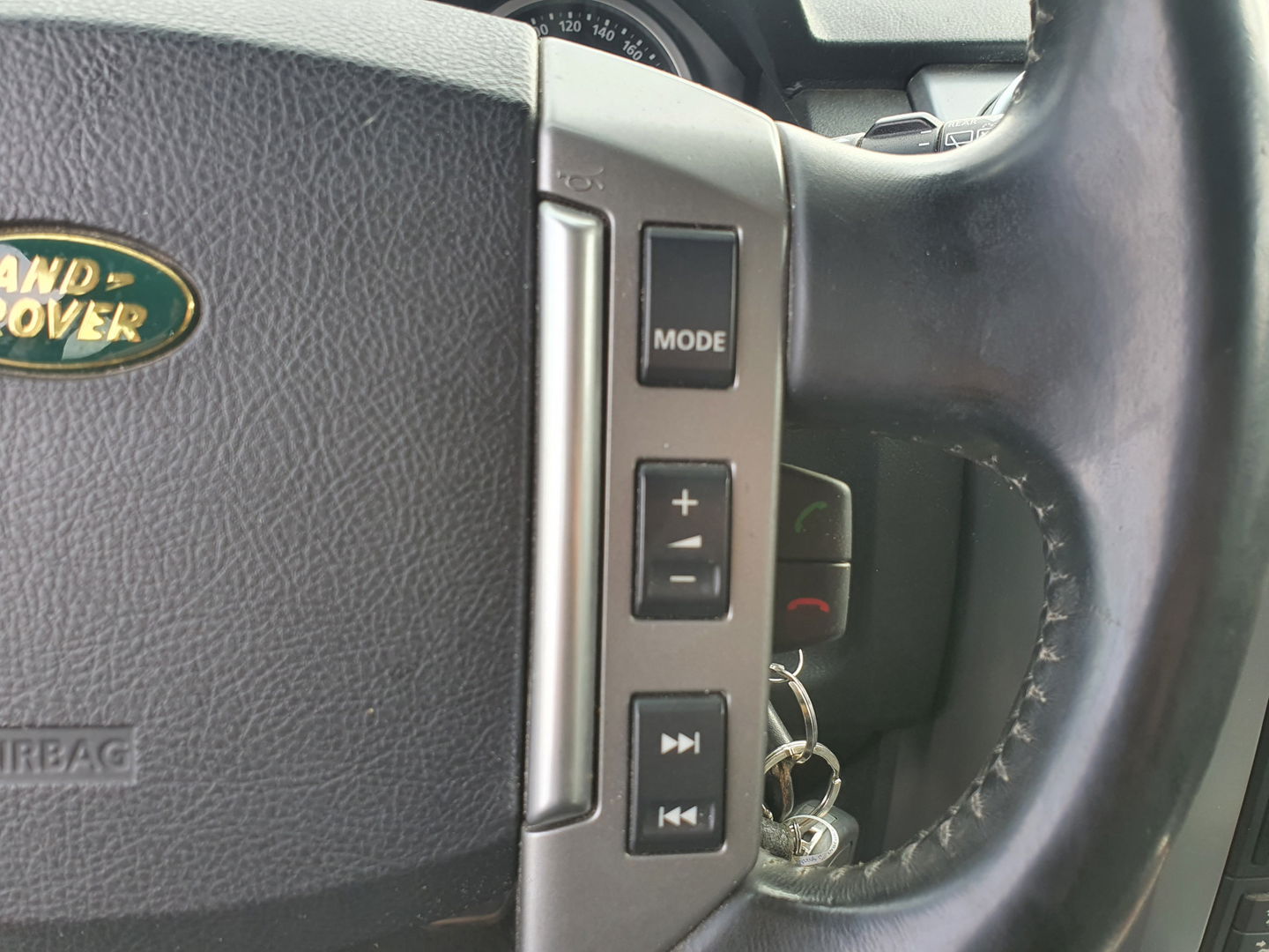 Land Rover Discovery 2.7 TdV6 SE Climate-Pack *MOTOR-DEFECT* Aut. *NAVI-FULLMAP | HARMAN/KARDON-AUDIO | WINDSOR-FULL-LEATHER | ELECTRIC-WINCH | ECC | AIR-SUSPENSION | PDC | CRUISE | COMFORT-SEATS | 18"ALU* ! LEES DE ADVERTENTIE GOED !