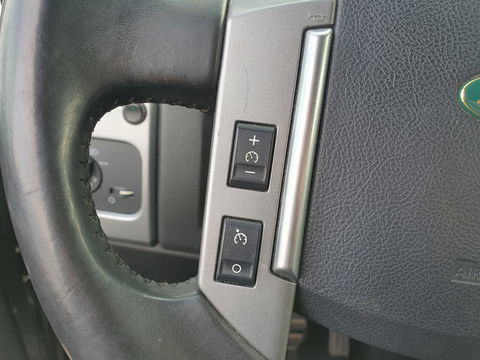 Land Rover Discovery 2.7 TdV6 SE Climate-Pack *MOTOR-DEFECT* Aut. *NAVI-FULLMAP | HARMAN/KARDON-AUDIO | WINDSOR-FULL-LEATHER | ELECTRIC-WINCH | ECC | AIR-SUSPENSION | PDC | CRUISE | COMFORT-SEATS | 18"ALU* ! LEES DE ADVERTENTIE GOED !