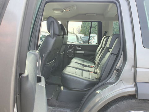 Land Rover Discovery 2.7 TdV6 SE Climate-Pack *MOTOR-DEFECT* Aut. *NAVI-FULLMAP | HARMAN/KARDON-AUDIO | WINDSOR-FULL-LEATHER | ELECTRIC-WINCH | ECC | AIR-SUSPENSION | PDC | CRUISE | COMFORT-SEATS | 18"ALU* ! LEES DE ADVERTENTIE GOED !