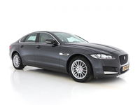 Jaguar XF - 2.0D Portfolio Premium-Business-Pack Aut *LEATHER | BI-XENON | NAVI-FULLMAP | KEYLESS | MERIDIAN-SURROUND | SHIFT-PADDLES |  LANE-ASSIST | CRUISE | CAMERA | HEATED/COOLED-COMFORTSEATS | 17"ALU*