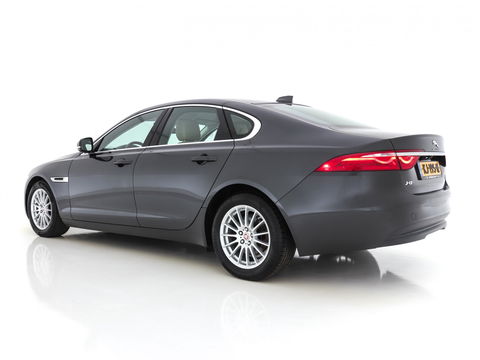 Jaguar XF 2.0D Portfolio Premium-Business-Pack Aut *WINDSOR-FULL-LEATHER | BI-XENON | NAVI-FULLMAP | MERIDIAN-SURROUND | SHIFT-PADDLES |  LANE-ASSIST | CRUISE | CAMERA | COMFORT-SEATS | 17"ALU*