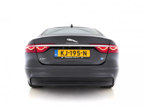 Jaguar XF 2.0D Portfolio Premium-Business-Pack Aut *WINDSOR-FULL-LEATHER | BI-XENON | NAVI-FULLMAP | MERIDIAN-SURROUND | SHIFT-PADDLES |  LANE-ASSIST | CRUISE | CAMERA | COMFORT-SEATS | 17"ALU*