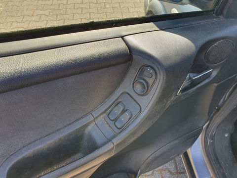 Opel Zafira 2.0 DTi Comfort [ VAN ] *AIRCO | CRUISE | RADIO-CD | TOWBAR*