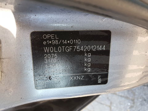 Opel Zafira 2.0 DTi Comfort [ VAN ] *AIRCO | CRUISE | RADIO-CD | TOWBAR*