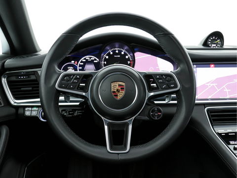 Porsche Panamera Sport Turismo Sport-Chrono-Pack 2.9 4 E-Hybrid [NL-AUTO] Aut. *PANO | NAPPA-LEATHER | NAVI-FULLMAP | AIR-SUSPENSION | KEYLESS | BOSE-SURROUND | SOFT-CLOSE | ADAPT-CRUISE | SURROUND-VIEW | DAB | MEMORY-PACK | CARPLAY | SPORT-SEATS | ...