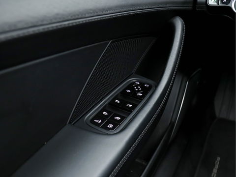 Porsche Panamera Sport Turismo Sport-Chrono-Pack 2.9 4 E-Hybrid [NL-AUTO] Aut. *PANO | NAPPA-LEATHER | NAVI-FULLMAP | AIR-SUSPENSION | KEYLESS | BOSE-SURROUND | SOFT-CLOSE | ADAPT-CRUISE | SURROUND-VIEW | DAB | MEMORY-PACK | CARPLAY | SPORT-SEATS | ...