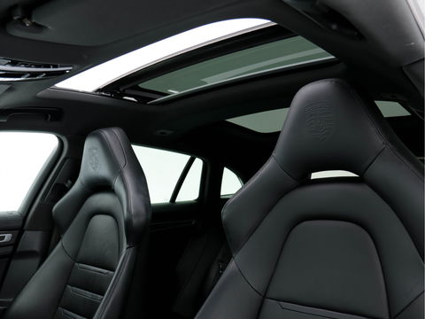 Porsche Panamera Sport Turismo Sport-Chrono-Pack 2.9 4 E-Hybrid [NL-AUTO] Aut. *PANO | NAPPA-LEATHER | NAVI-FULLMAP | AIR-SUSPENSION | KEYLESS | BOSE-SURROUND | SOFT-CLOSE | ADAPT-CRUISE | SURROUND-VIEW | DAB | MEMORY-PACK | CARPLAY | SPORT-SEATS | ...