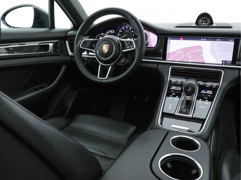 Porsche Panamera Sport Turismo Sport-Chrono-Pack 2.9 4 E-Hybrid [NL-AUTO] Aut. *PANO | NAPPA-LEATHER | NAVI-FULLMAP | AIR-SUSPENSION | KEYLESS | BOSE-SURROUND | SOFT-CLOSE | ADAPT-CRUISE | SURROUND-VIEW | DAB | MEMORY-PACK | CARPLAY | SPORT-SEATS | ...