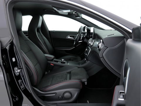 Mercedes-Benz CLA-Klasse Shooting Brake 180 Business Solution AMG-Style Plus-Pack Aut. *NAVI-FULLMAP | FULL-LED | LEATHER-MICROFIBRE | CAMERA | ECC | PDC | CRUISE | SPORT-SEATS | 18"ALU**