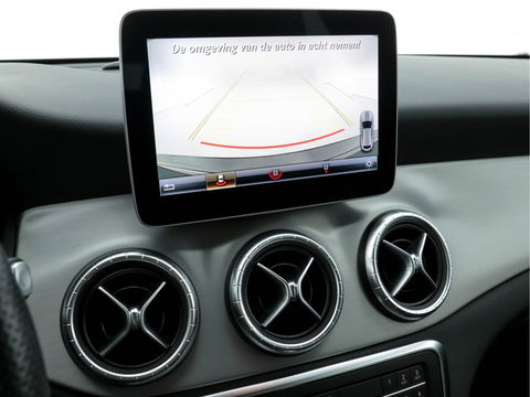 Mercedes-Benz CLA-Klasse Shooting Brake 180 Business Solution AMG-Style Plus-Pack Aut. *NAVI-FULLMAP | FULL-LED | LEATHER-MICROFIBRE | CAMERA | ECC | PDC | CRUISE | SPORT-SEATS | 18"ALU**