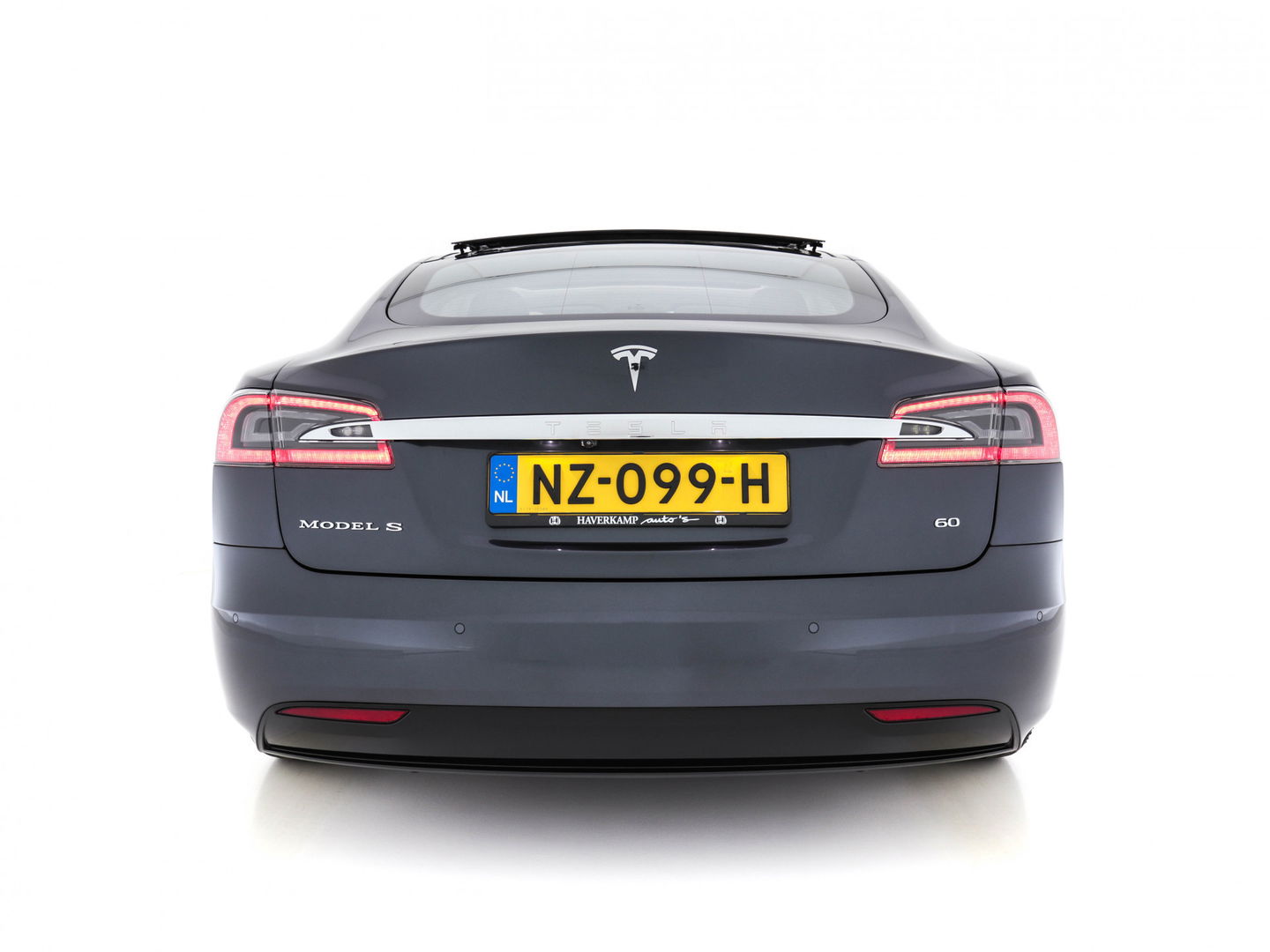 Tesla Model S 235 kw Base Premium-Pack Sound-Studio-Pack [ 3-Fase ] (INCL-BTW) *PANO | NAPPA-FULL-LEATHER |  FULL-LED | NAVI-FULLMAP | SURROUND-VIEW | KEYLESS |  AUTO-PILOT | LANE-ASSIST | DAB | DIGI-COCKPIT | SPORT-SEATS | 19"ALU*