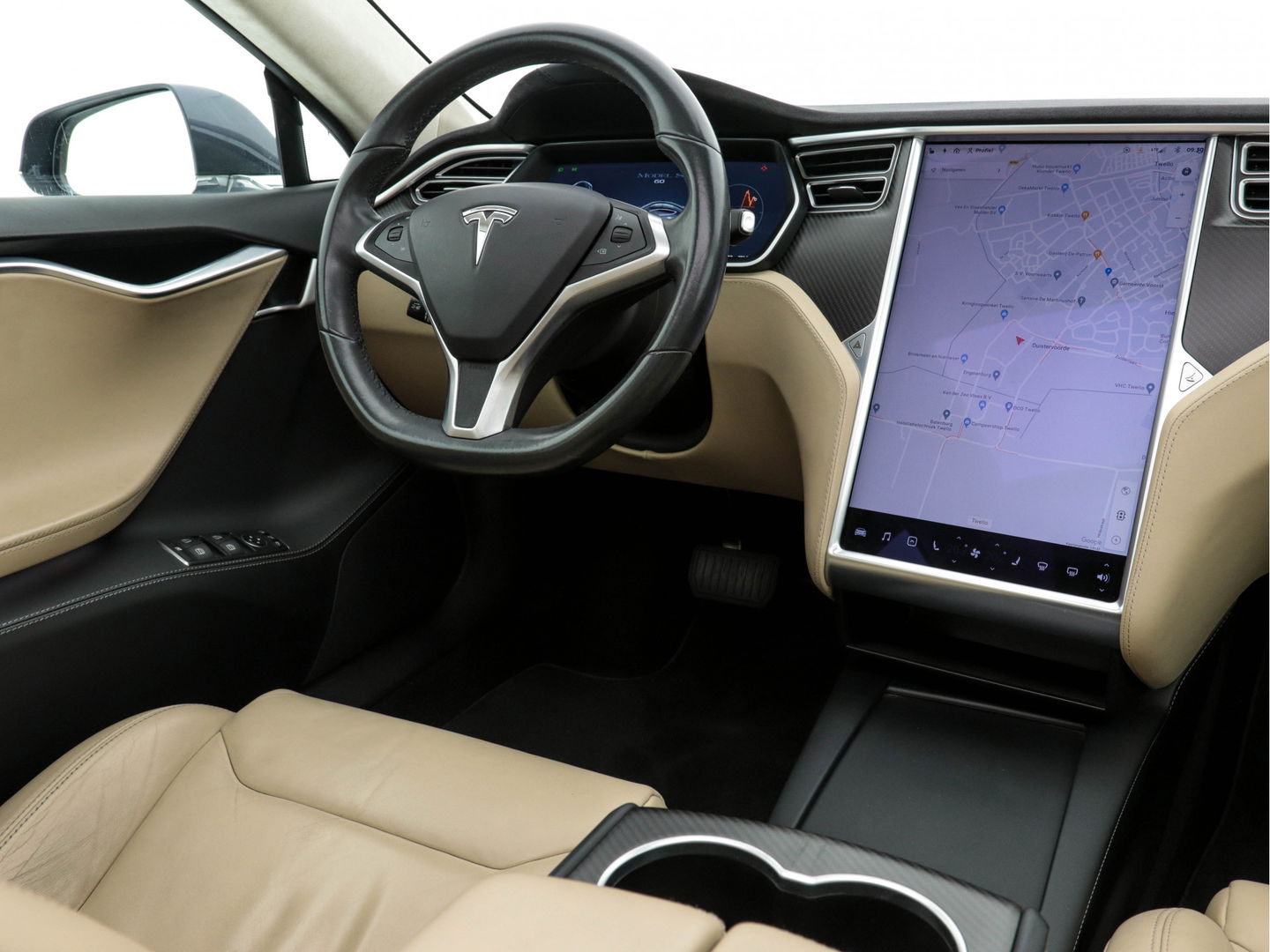 Tesla Model S 235 kw Base Premium-Pack Sound-Studio-Pack [ 3-Fase ] (INCL-BTW) *PANO | NAPPA-FULL-LEATHER |  FULL-LED | NAVI-FULLMAP | SURROUND-VIEW | KEYLESS |  AUTO-PILOT | LANE-ASSIST | DAB | DIGI-COCKPIT | SPORT-SEATS | 19"ALU*