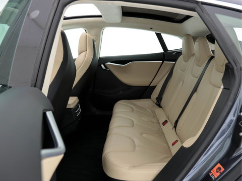 Tesla Model S 235 kw Base Premium-Pack Sound-Studio-Pack [ 3-Fase ] (INCL-BTW) *PANO | NAPPA-FULL-LEATHER |  FULL-LED | NAVI-FULLMAP | SURROUND-VIEW | KEYLESS |  AUTO-PILOT | LANE-ASSIST | DAB | DIGI-COCKPIT | SPORT-SEATS | 19"ALU*