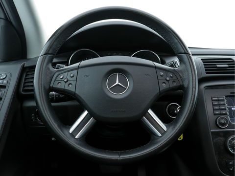 Mercedes-Benz R-Klasse 280 CDI 4-Matic AMG-Sport-Pack [ Koppeling slipt ] Aut. *PANO | FULL-LEATHER | NAVI-FULLMAP | BI-XENON | HEATED/COOLED-SEATS | PDC | ECC | CRUISE | COMFORT-SEATS | 19"ALU*
