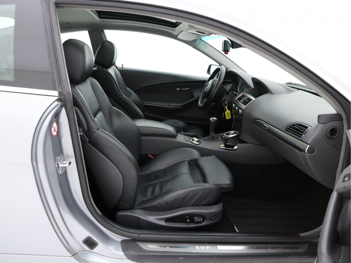 BMW 6 Serie 645ci S [ KOPPAKKING LEKKAGE ] Aut. PANO | BI-XENON | DAKOTA-FULL-LEATHER | NAVI-FULLMAP | HIFI-SOUND | PDC | MEMORY-PACK |  ECC | CRUISE | CONTOUR-SPORT-SEATS | 19"ALU*