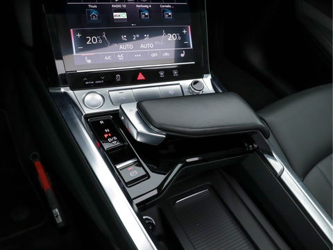 Audi e-tron E-tron 50 Quattro Launch Edition-Plus [ 3-Fase ] Aut. *PANO | LUXURY-LEATHER | FULL-LED | DIGI-COCKPIT | NAVI-FULLMAP | KEYLESS | BLINDSPOT | MEMORY-PACK | ADAPTIVE-CRUISE | SHIFT-PADDLES | TOWBAR | HEATED-COMFORT-SEATS | 20"ALU*