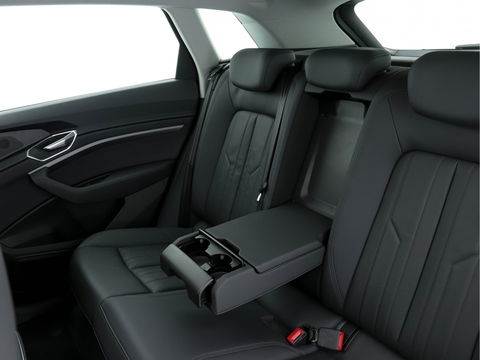 Audi e-tron E-tron 50 Quattro Launch Edition-Plus [ 3-Fase ] Aut. *PANO | LUXURY-LEATHER | FULL-LED | DIGI-COCKPIT | NAVI-FULLMAP | KEYLESS | BLINDSPOT | MEMORY-PACK | ADAPTIVE-CRUISE | SHIFT-PADDLES | TOWBAR | HEATED-COMFORT-SEATS | 20"ALU*