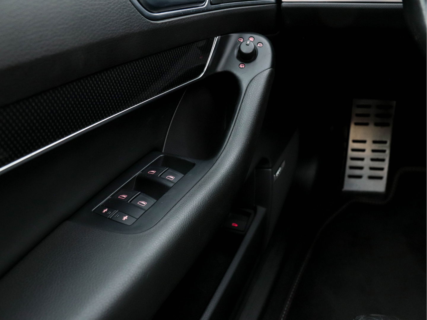Audi S6 Avant S6 5.2 FSI Quattro [ DISTRIBUTIE-KETTING MOET VERVANGEN WORDEN ] Aut. *PANO | VALCONA-FULL-LEATHER | NAVI-FULLMAP | SPORT-SEATS | BOSE-SURROUND | ECC | PDC | CRUISE | 18"ALU*