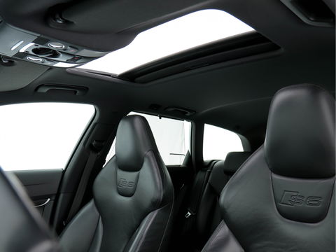 Audi S6 Avant S6 5.2 FSI Quattro [ DISTRIBUTIE-KETTING MOET VERVANGEN WORDEN ] Aut. *PANO | VALCONA-FULL-LEATHER | NAVI-FULLMAP | SPORT-SEATS | BOSE-SURROUND | ECC | PDC | CRUISE | 18"ALU*