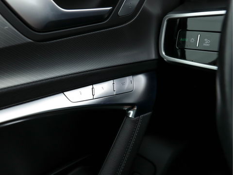 Audi A6 40 TDI Sport Launch Edition Business Aut *FULL-LED | LEATHER-ALCANTARA | NAVI-FULLMAP | DIGI-COCKPIT | MEMORY | ECC | PDC | CRUISE | LANE-ASSIST*