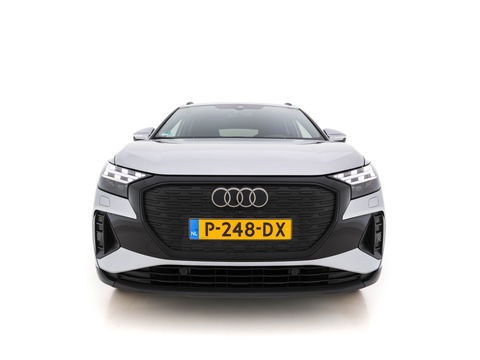 Audi Q4 e-tron 40 Launch-Edition Advanced-Plus 77 kWh [ 3-Fase ] (INCL-BTW) *HEATPUMP | ADAPT-CRUISE | MATRIX-LED | NAVI-FULLMAP | KEYLESS | CAMERA | DIGI-COCKPIT | TOWBAR | DAB | AMBIENT-LIGHT | SPORT-SEATS | 19''ALU*
