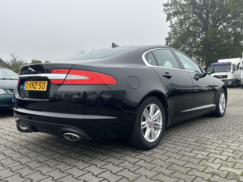 Jaguar XF 2.2D Aut. *NAPPA-FULL-LEATHER  | BI-XENON | NAVI-FULLMAP | CAMERA | ECC | PDC | CRUISE | COMFORT-SEATS | 17"ALU*
