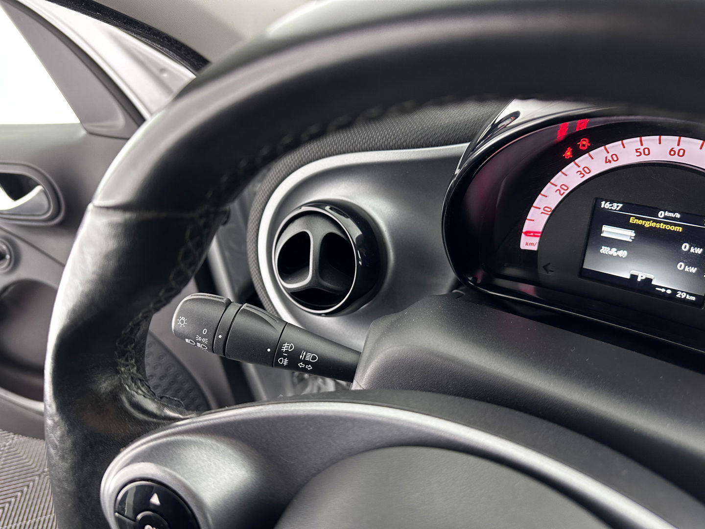 Smart Forfour EQ Business Solution (INCL-BTW) Aut. *NAVI-FULLMAP | FULL-LEATHER | ECC | CRUISE | COMFORT-SEATS | 15"ALU*
