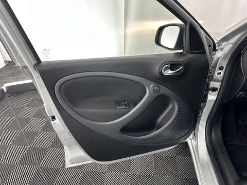 Smart Forfour EQ Business Solution (INCL-BTW) Aut. *NAVI-FULLMAP | FULL-LEATHER | ECC | CRUISE | COMFORT-SEATS | 15"ALU*