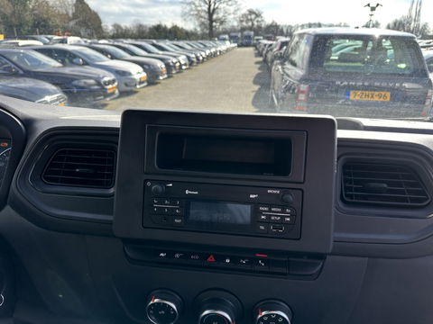 Renault Master T35 2.3 dCi 180 L2H2 Energy 3-Pers *KOEL-WAGEN | DUBBELE-SCHUIFDEUR | CAMERA | AIRCO | BLIND-SPOT | CRUISE | PDC | TREKHAAK*