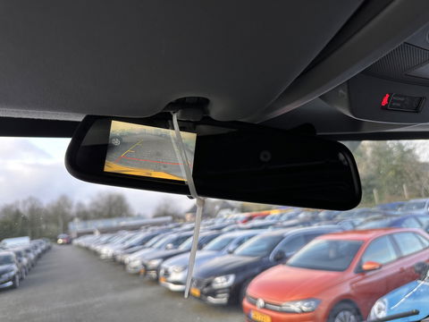Renault Master T35 2.3 dCi 180 L2H2 Energy 3-Pers *KOEL-WAGEN | DUBBELE-SCHUIFDEUR | CAMERA | AIRCO | BLIND-SPOT | CRUISE | PDC | TREKHAAK*