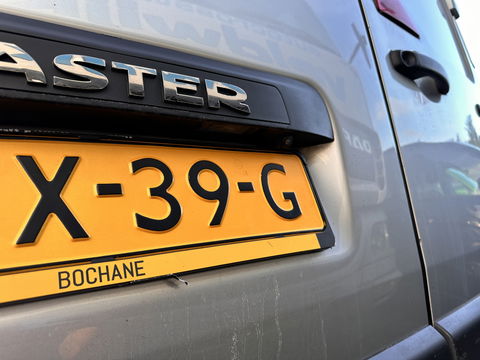 Renault Master T35 2.3 dCi 180 L2H2 Energy 3-Pers *KOEL-WAGEN | DUBBELE-SCHUIFDEUR | CAMERA | AIRCO | BLIND-SPOT | CRUISE | PDC | TREKHAAK*