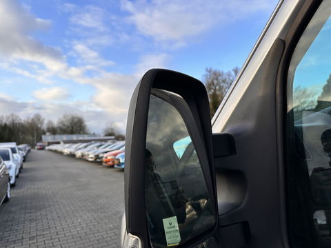 Renault Master T35 2.3 dCi 180 L2H2 Energy 3-Pers *KOEL-WAGEN | DUBBELE-SCHUIFDEUR | CAMERA | AIRCO | BLIND-SPOT | CRUISE | PDC | TREKHAAK*