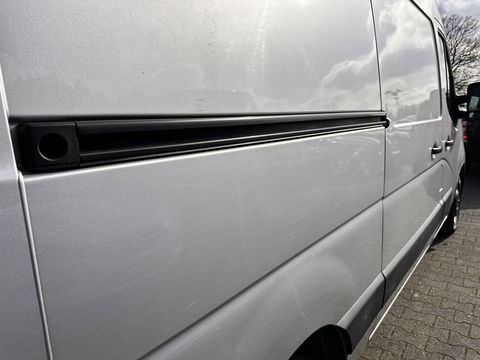 Renault Master T35 2.3 dCi 180 L2H2 Energy 3-Pers *KOEL-WAGEN | DUBBELE-SCHUIFDEUR | CAMERA | AIRCO | BLIND-SPOT | CRUISE | PDC | TREKHAAK*